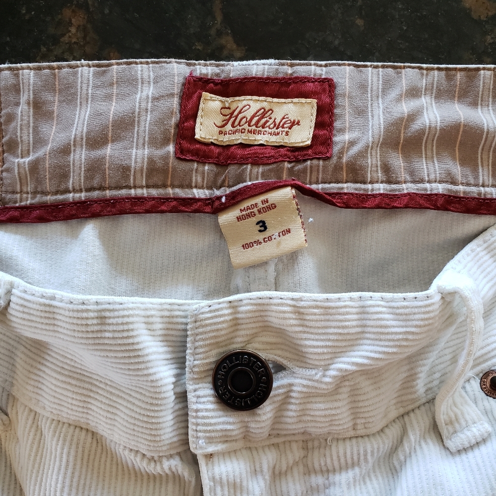 Hollister Corduroy pants white 3